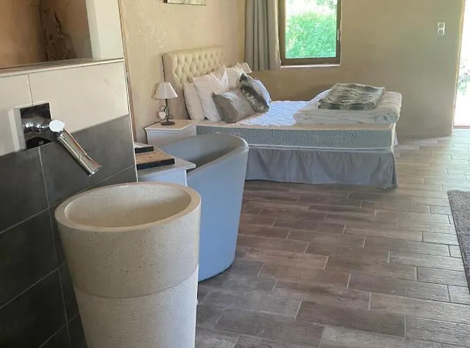 招待所 Le Petit Courault Pamproux