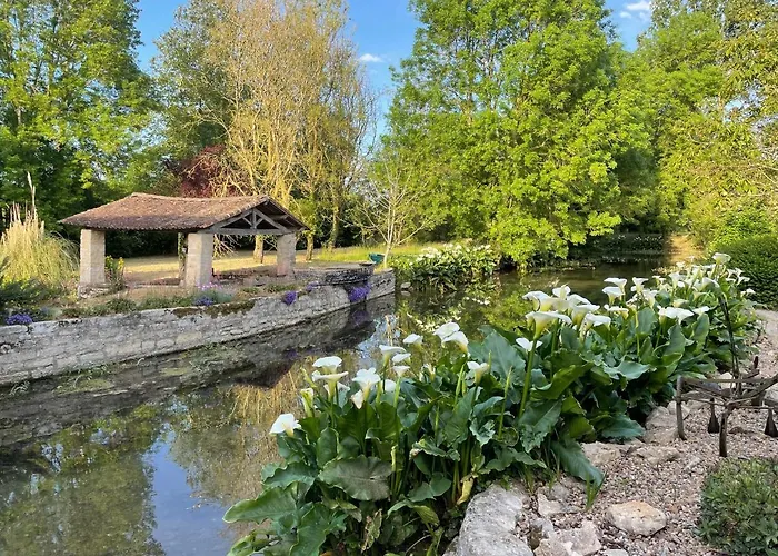 招待所 Le Petit Courault 3*